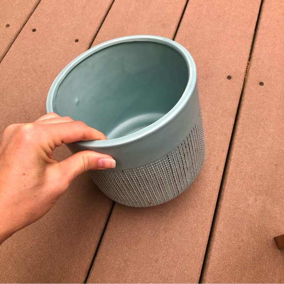 Distressed Blue Indoor Plant Pot with Stand - Picture 6 of 11